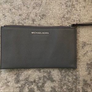 Michael Kors Pebbled Leather Wristlet